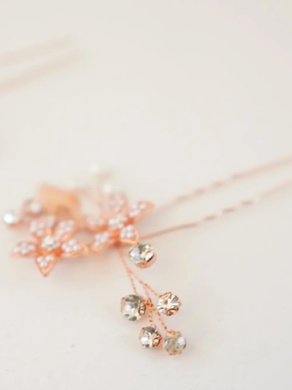 Set of 3 Rose Gold Floral Bridal Hair Pins Rhinestone Pearl Wedding Hair Accesso